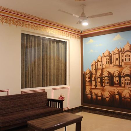 The Royal Ville Agra - Family & Corporate Hotel Екстериор снимка