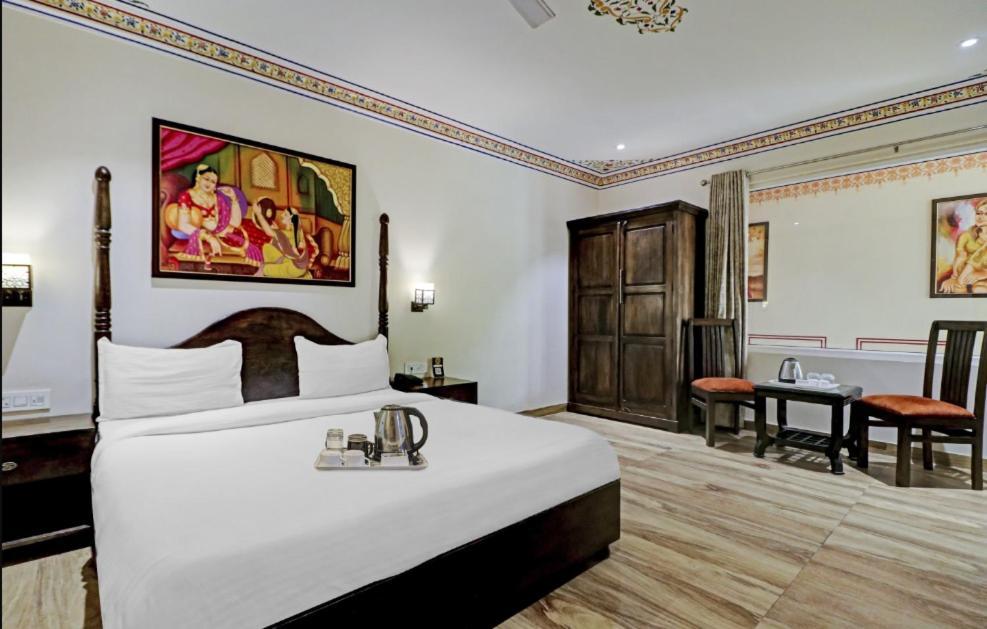 The Royal Ville Agra - Family & Corporate Hotel Екстериор снимка
