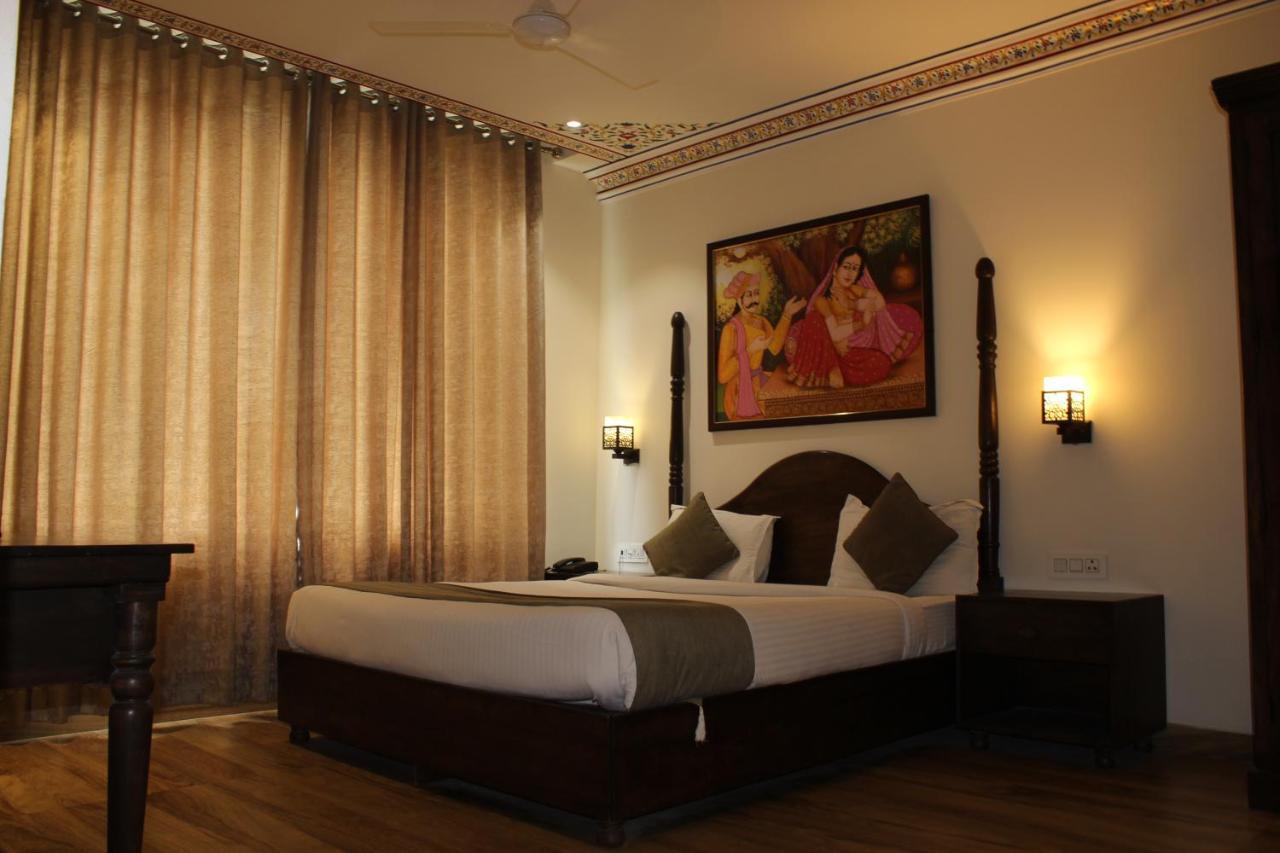 The Royal Ville Agra - Family & Corporate Hotel Екстериор снимка