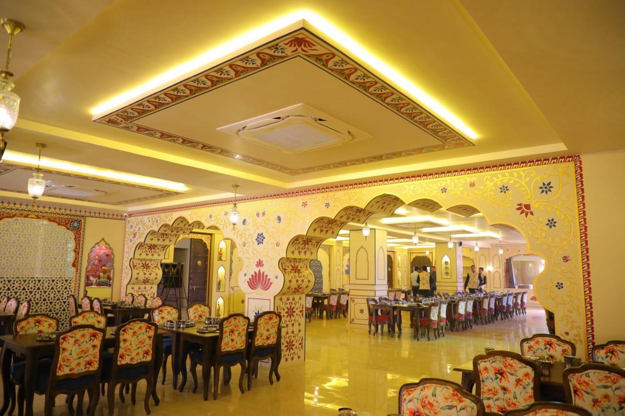 The Royal Ville Agra - Family & Corporate Hotel Екстериор снимка